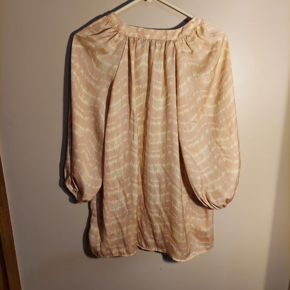 Vera Wang Shirt - Picture 7 of 7